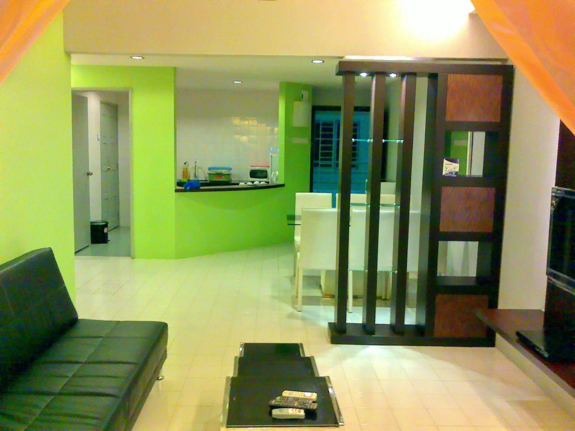 Malacca Hotel Apartment Exterior photo